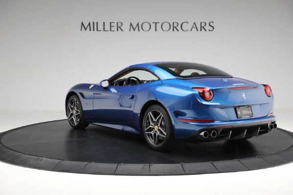 Used 2016 Ferrari California T for sale Sold at Aston Martin of Greenwich in Greenwich CT 06830 14