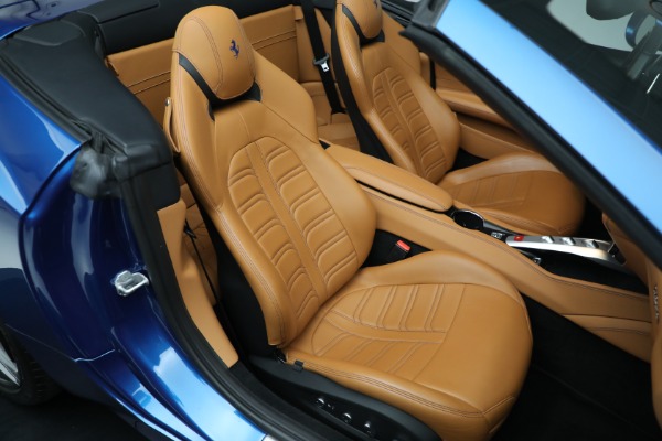 Used 2016 Ferrari California T for sale Sold at Aston Martin of Greenwich in Greenwich CT 06830 25