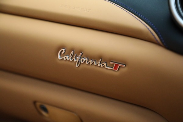 Used 2016 Ferrari California T for sale Sold at Aston Martin of Greenwich in Greenwich CT 06830 27