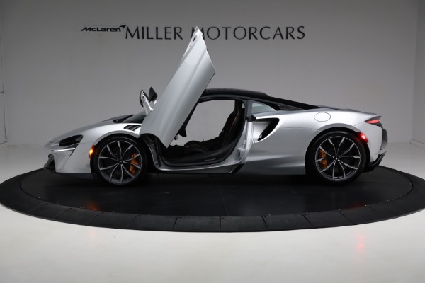 New 2023 McLaren Artura Vision for sale Sold at Aston Martin of Greenwich in Greenwich CT 06830 14