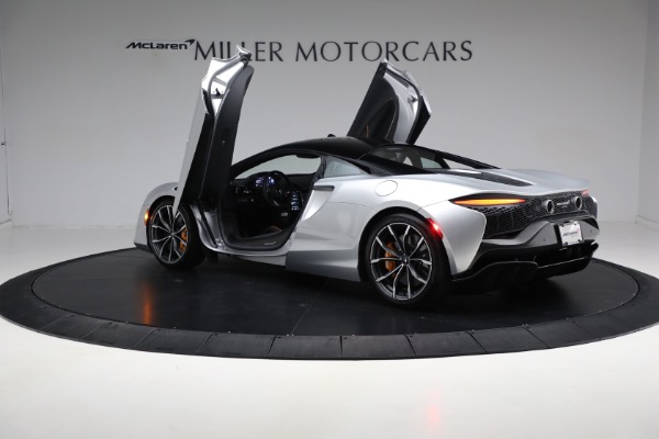 New 2023 McLaren Artura Vision for sale Sold at Aston Martin of Greenwich in Greenwich CT 06830 15