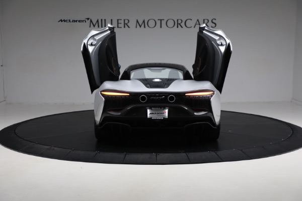 New 2023 McLaren Artura Vision for sale Sold at Aston Martin of Greenwich in Greenwich CT 06830 16