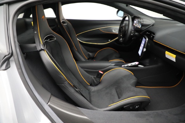 New 2023 McLaren Artura Vision for sale Sold at Aston Martin of Greenwich in Greenwich CT 06830 25