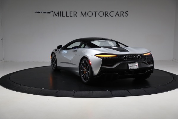 New 2023 McLaren Artura Vision for sale Sold at Aston Martin of Greenwich in Greenwich CT 06830 5