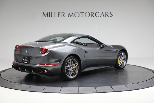 Used 2015 Ferrari California T for sale Sold at Aston Martin of Greenwich in Greenwich CT 06830 16