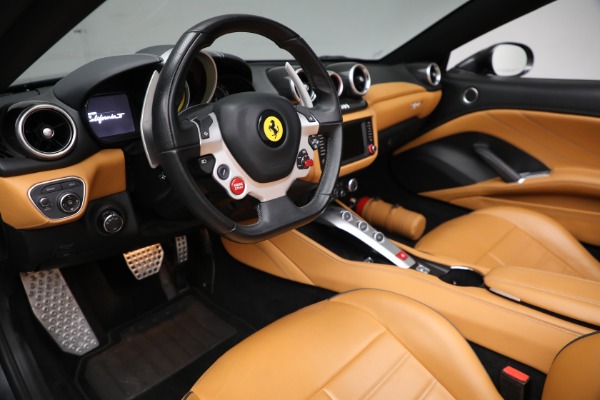Used 2015 Ferrari California T for sale Sold at Aston Martin of Greenwich in Greenwich CT 06830 19