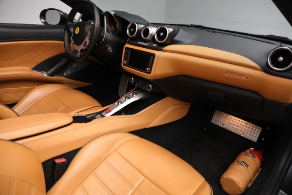 Used 2015 Ferrari California T for sale Sold at Aston Martin of Greenwich in Greenwich CT 06830 22