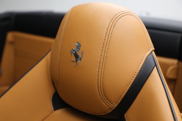 Used 2015 Ferrari California T for sale Sold at Aston Martin of Greenwich in Greenwich CT 06830 28