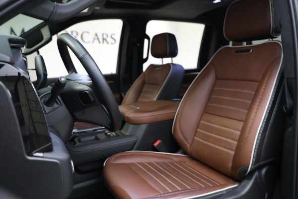 Used 2024 GMC Sierra 2500HD Denali Ultimate for sale Sold at Aston Martin of Greenwich in Greenwich CT 06830 13