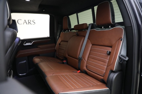 Used 2024 GMC Sierra 2500HD Denali Ultimate for sale Sold at Aston Martin of Greenwich in Greenwich CT 06830 17