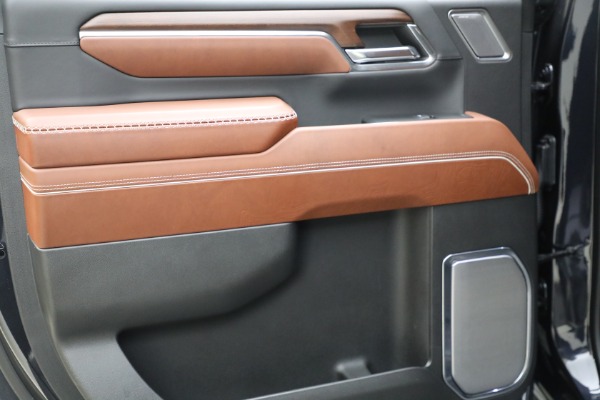 Used 2024 GMC Sierra 2500HD Denali Ultimate for sale Sold at Aston Martin of Greenwich in Greenwich CT 06830 18
