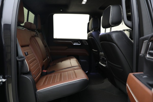 Used 2024 GMC Sierra 2500HD Denali Ultimate for sale Sold at Aston Martin of Greenwich in Greenwich CT 06830 20