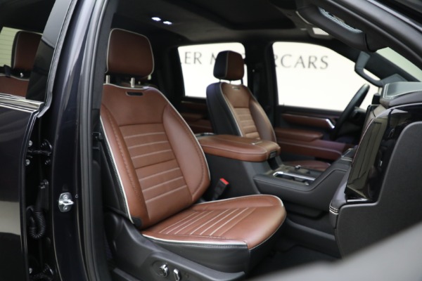 Used 2024 GMC Sierra 2500HD Denali Ultimate for sale Sold at Aston Martin of Greenwich in Greenwich CT 06830 25