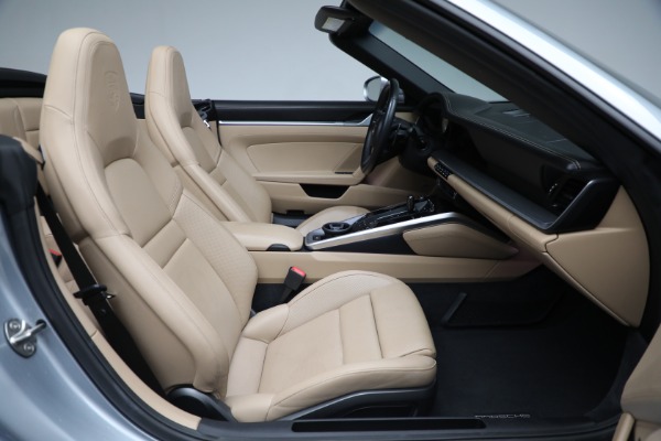 Used 2021 Porsche 911 Carrera S for sale Sold at Aston Martin of Greenwich in Greenwich CT 06830 26