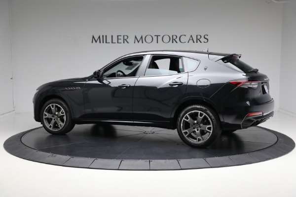 Used 2022 Maserati Levante Modena for sale Sold at Aston Martin of Greenwich in Greenwich CT 06830 8