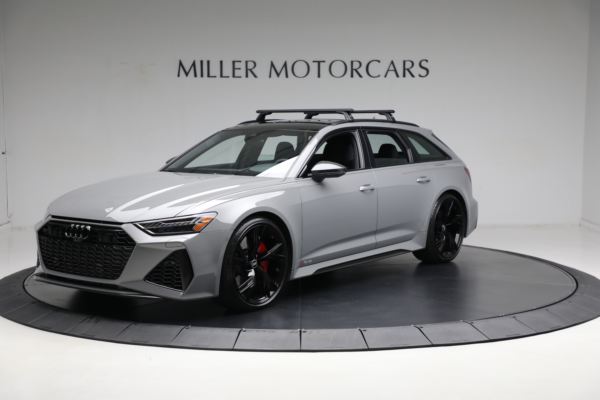 Used 2022 Audi RS 6 Avant 4.0T quattro Avant for sale Sold at Aston Martin of Greenwich in Greenwich CT 06830 1