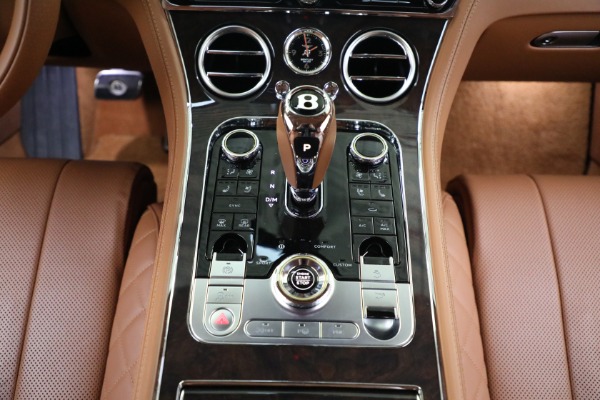 Used 2022 Bentley Continental GT V8 for sale Sold at Aston Martin of Greenwich in Greenwich CT 06830 27
