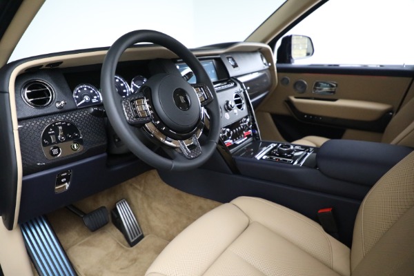 Used 2024 Rolls-Royce Black Badge Cullinan for sale Sold at Aston Martin of Greenwich in Greenwich CT 06830 28