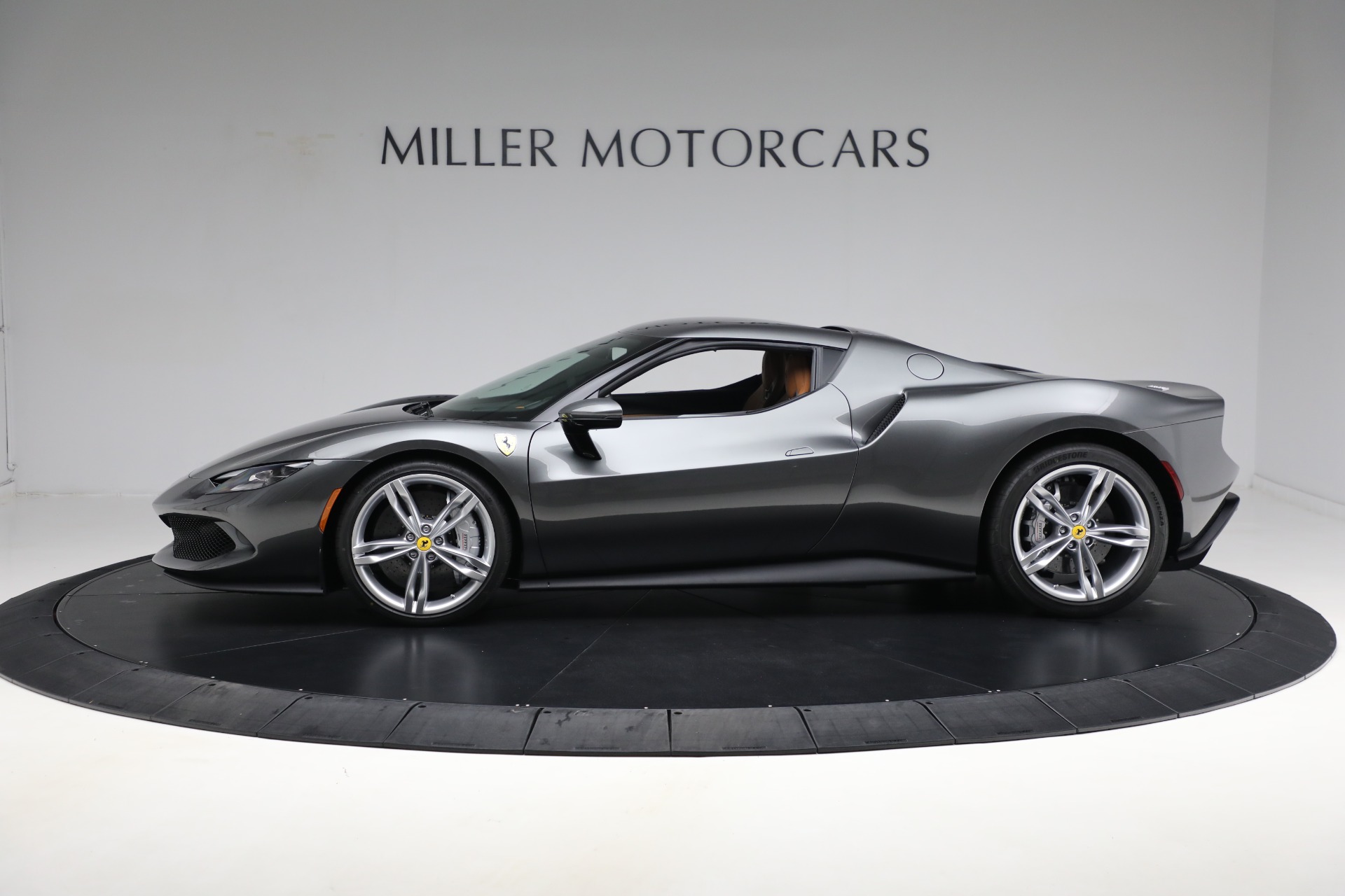 ボタンcar Pre-Owned 2023 Ferrari 296 GTS For Sale ($407,900) | Aston