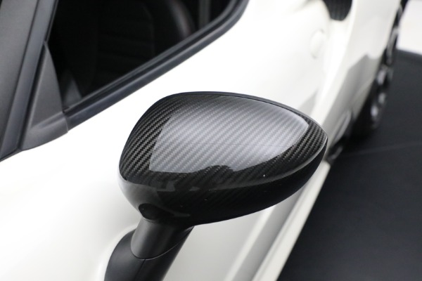 Used 2015 Alfa Romeo 4C for sale Sold at Aston Martin of Greenwich in Greenwich CT 06830 14