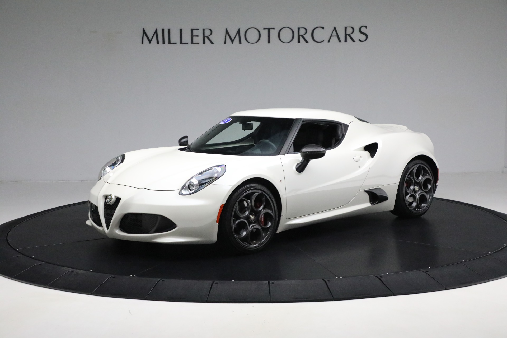 Used 2015 Alfa Romeo 4C for sale Sold at Aston Martin of Greenwich in Greenwich CT 06830 1