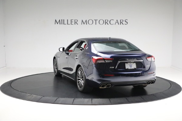 Used 2021 Maserati Ghibli SQ4 GranLusso for sale Sold at Aston Martin of Greenwich in Greenwich CT 06830 10