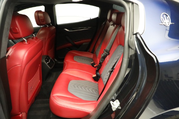 Used 2021 Maserati Ghibli SQ4 GranLusso for sale Sold at Aston Martin of Greenwich in Greenwich CT 06830 27