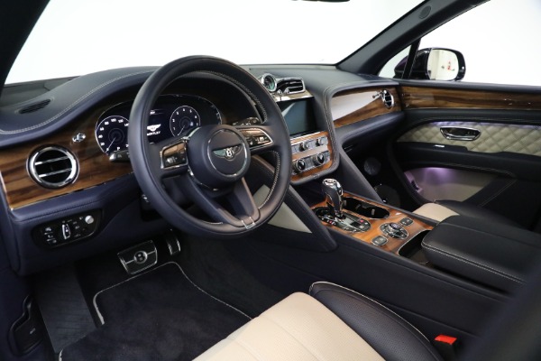 Used 2021 Bentley Bentayga V8 for sale Sold at Aston Martin of Greenwich in Greenwich CT 06830 10