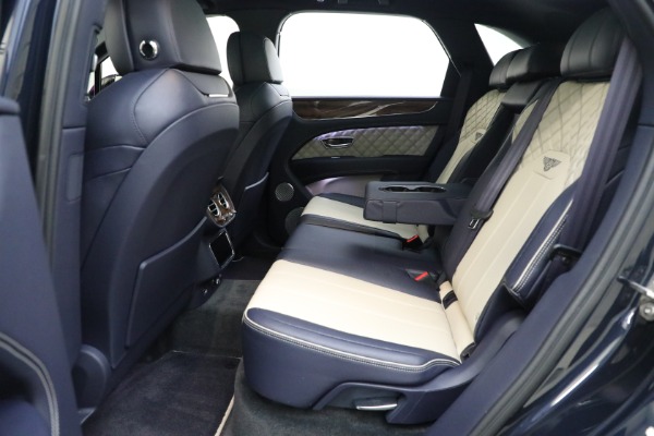 Used 2021 Bentley Bentayga V8 for sale Sold at Aston Martin of Greenwich in Greenwich CT 06830 15