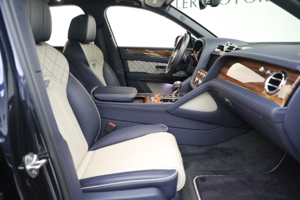 Used 2021 Bentley Bentayga V8 for sale Sold at Aston Martin of Greenwich in Greenwich CT 06830 19