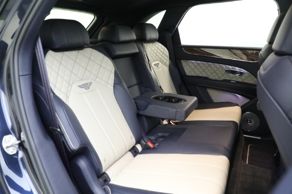Used 2021 Bentley Bentayga V8 for sale Sold at Aston Martin of Greenwich in Greenwich CT 06830 24