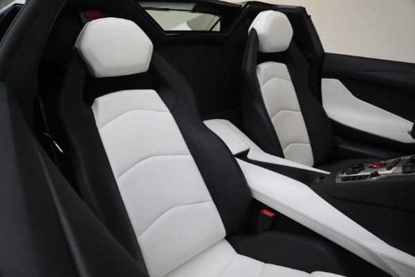 Used 2013 Lamborghini Aventador LP 700-4 for sale Sold at Aston Martin of Greenwich in Greenwich CT 06830 22