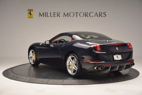 Used 2015 Ferrari California T for sale Sold at Aston Martin of Greenwich in Greenwich CT 06830 17