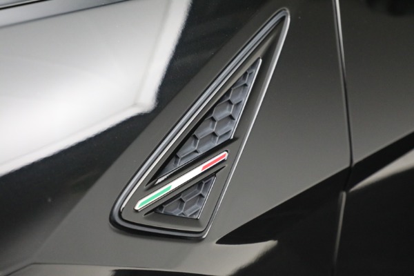 Used 2019 Lamborghini Urus for sale Sold at Aston Martin of Greenwich in Greenwich CT 06830 11