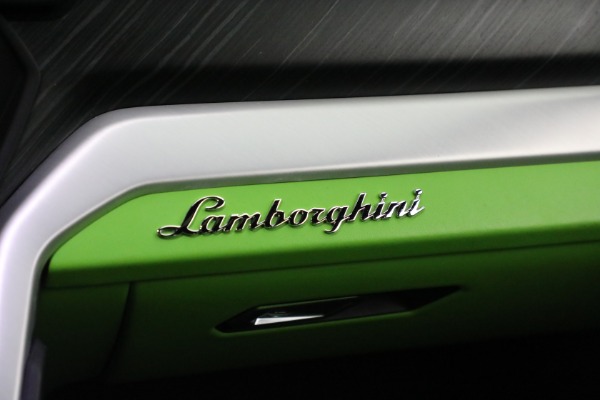 Used 2019 Lamborghini Urus for sale Sold at Aston Martin of Greenwich in Greenwich CT 06830 28