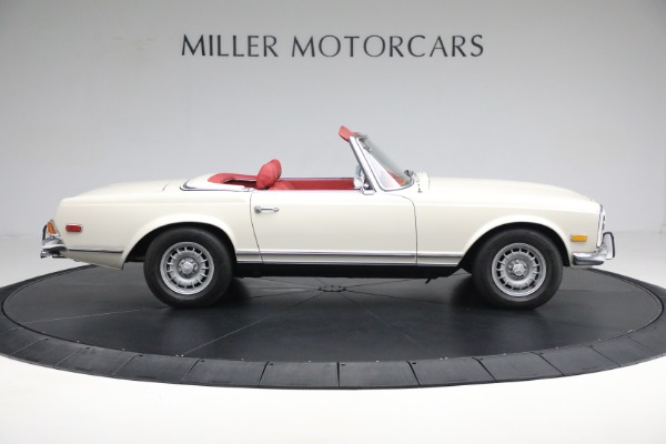 Used 1970 Mercedes-Benz 280 SL for sale Sold at Aston Martin of Greenwich in Greenwich CT 06830 10