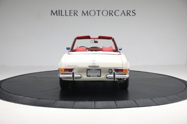Used 1970 Mercedes-Benz 280 SL for sale Sold at Aston Martin of Greenwich in Greenwich CT 06830 13