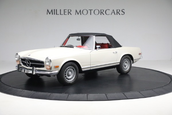 Used 1970 Mercedes-Benz 280 SL for sale Sold at Aston Martin of Greenwich in Greenwich CT 06830 14