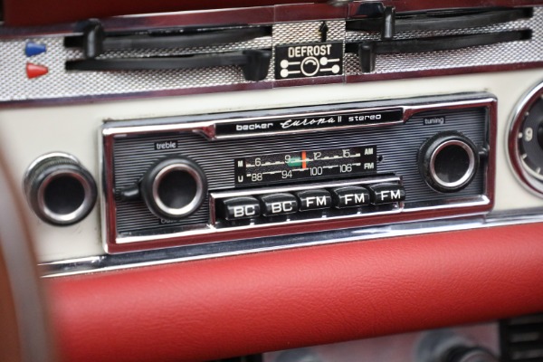 Used 1970 Mercedes-Benz 280 SL for sale Sold at Aston Martin of Greenwich in Greenwich CT 06830 21