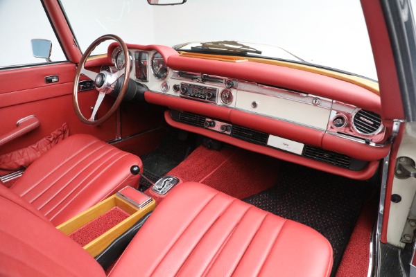 Used 1970 Mercedes-Benz 280 SL for sale Sold at Aston Martin of Greenwich in Greenwich CT 06830 23
