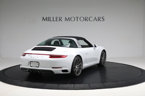 Used 2019 Porsche 911 Targa 4S for sale Sold at Aston Martin of Greenwich in Greenwich CT 06830 19