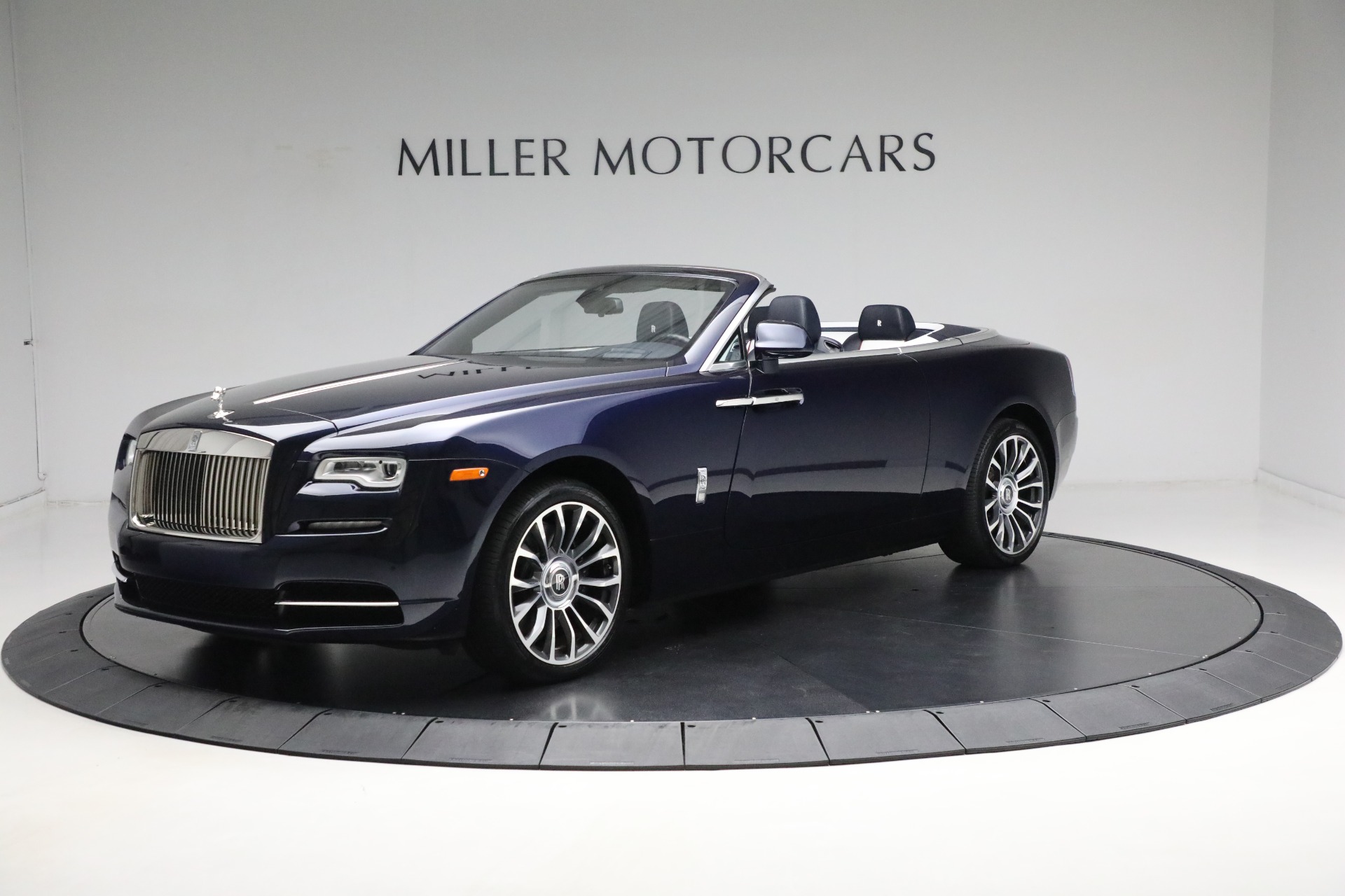 Used 2018 Rolls-Royce Dawn for sale Sold at Aston Martin of Greenwich in Greenwich CT 06830 1