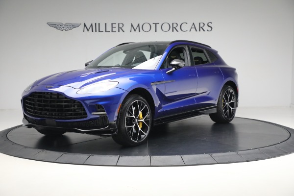 2025 Aston Martin DBX