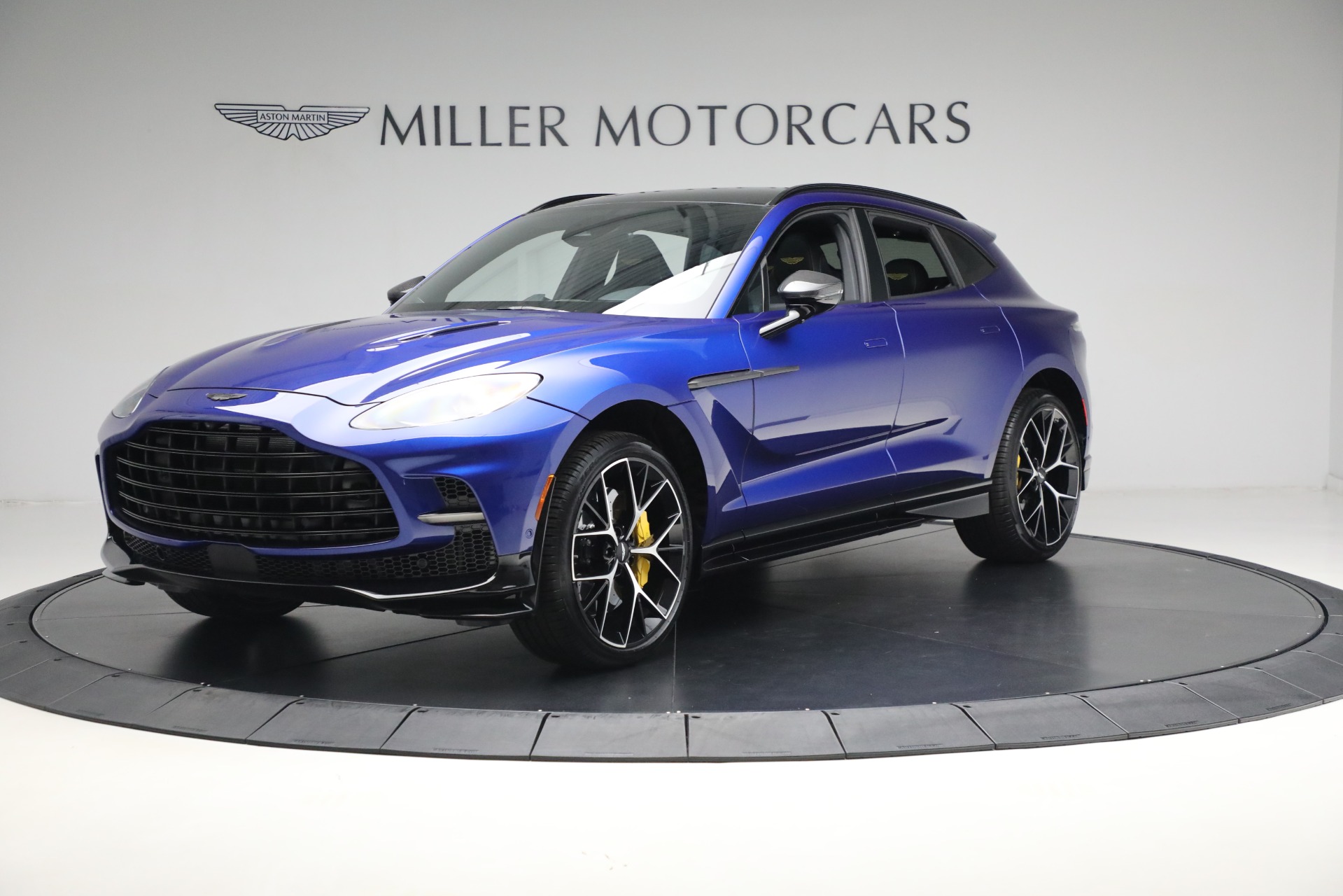 New 2025 Aston Martin DBX707 707 for sale $329,700 at Aston Martin of Greenwich in Greenwich CT 06830 1