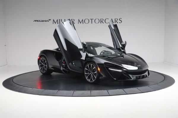 Used 2023 McLaren Artura TechLux for sale Sold at Aston Martin of Greenwich in Greenwich CT 06830 16