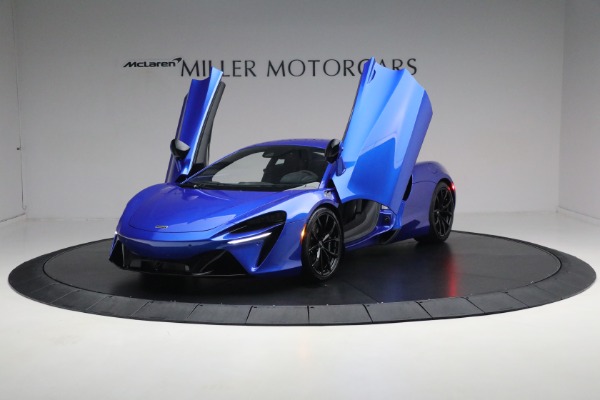 Used 2023 McLaren Artura for sale Sold at Aston Martin of Greenwich in Greenwich CT 06830 13