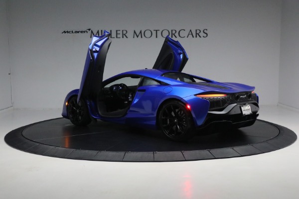 Used 2023 McLaren Artura for sale Sold at Aston Martin of Greenwich in Greenwich CT 06830 15