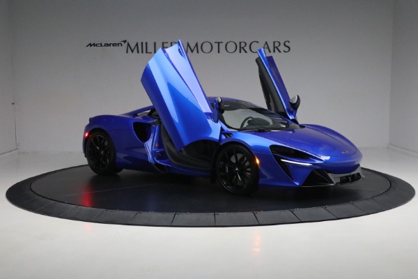Used 2023 McLaren Artura for sale Sold at Aston Martin of Greenwich in Greenwich CT 06830 19