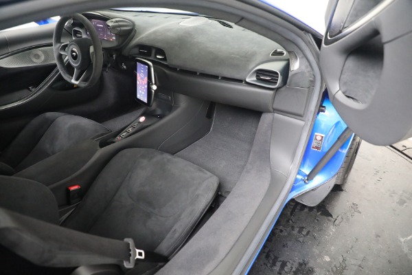Used 2023 McLaren Artura for sale Sold at Aston Martin of Greenwich in Greenwich CT 06830 25
