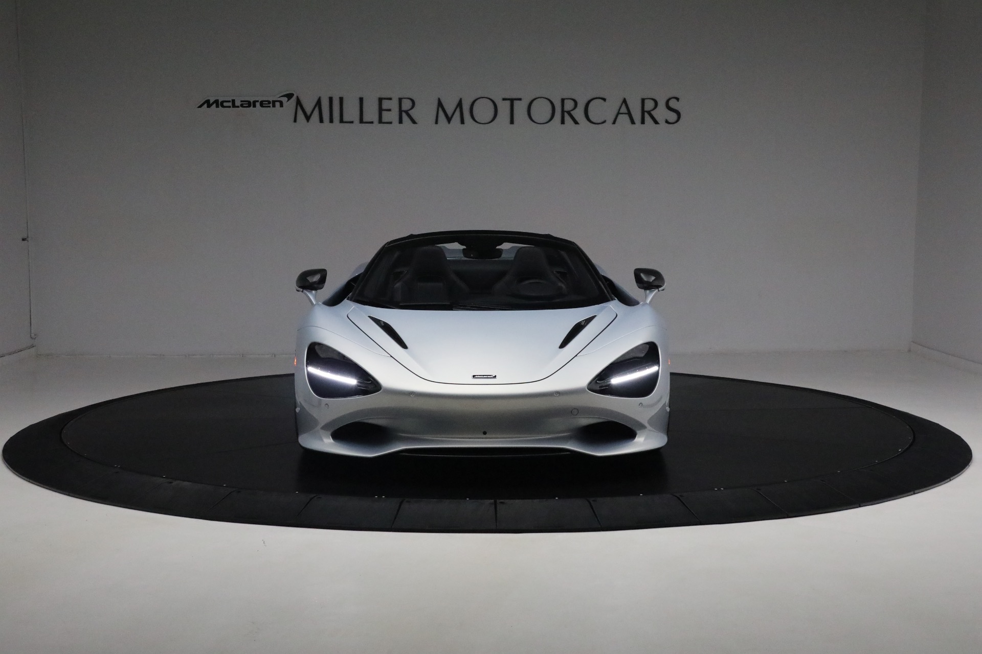 モフリン グレー Used 2018 McLaren 570S Spider MSO Ceramic Grey, Lux Pack, Fabspeed